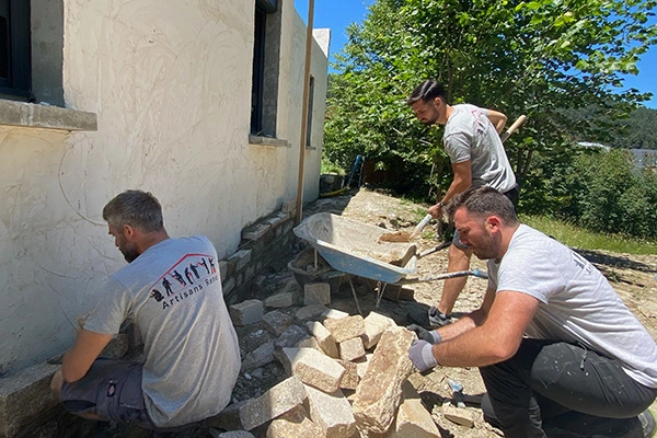 Rénovation de murs extérieurs par Artisans-Réno